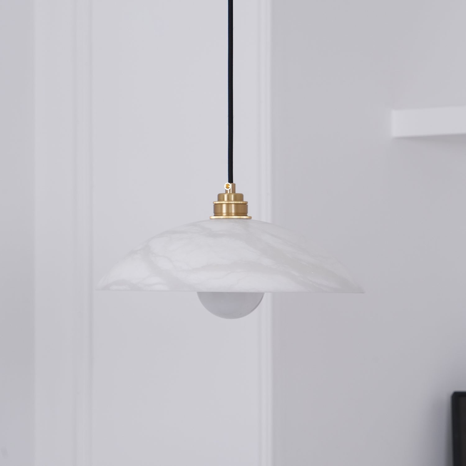 Delin Dome Pendant Light Alabaster &Brass | ventumra