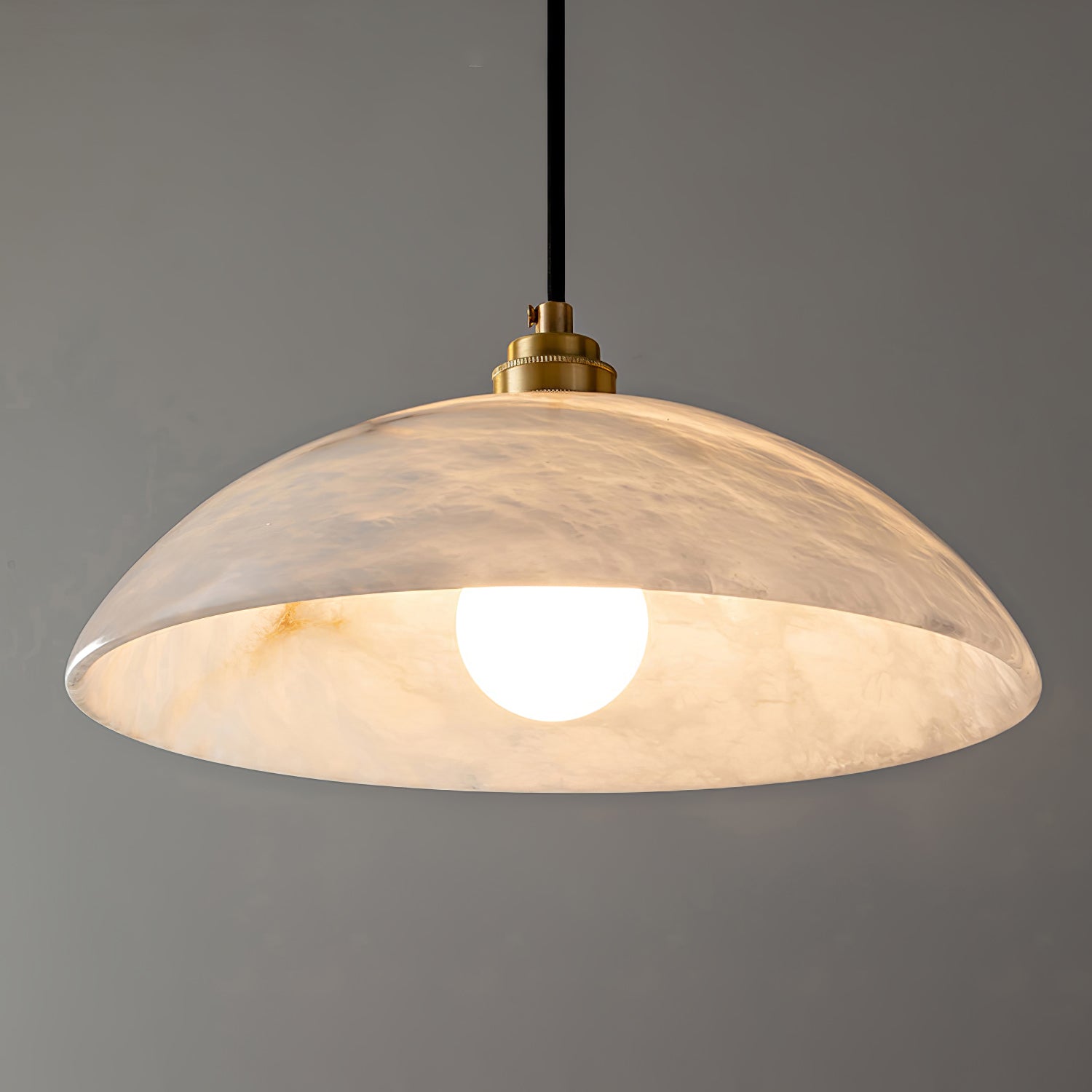 Delin Dome Pendant Light Alabaster &Brass | ventumra