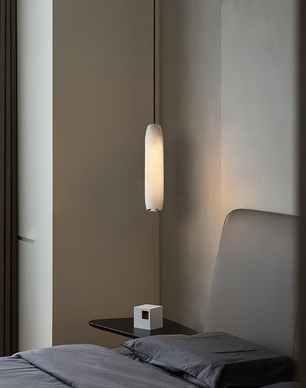 Kvennuvye Flute Modern Minimalist Alabaster Pendant Light | ventumra