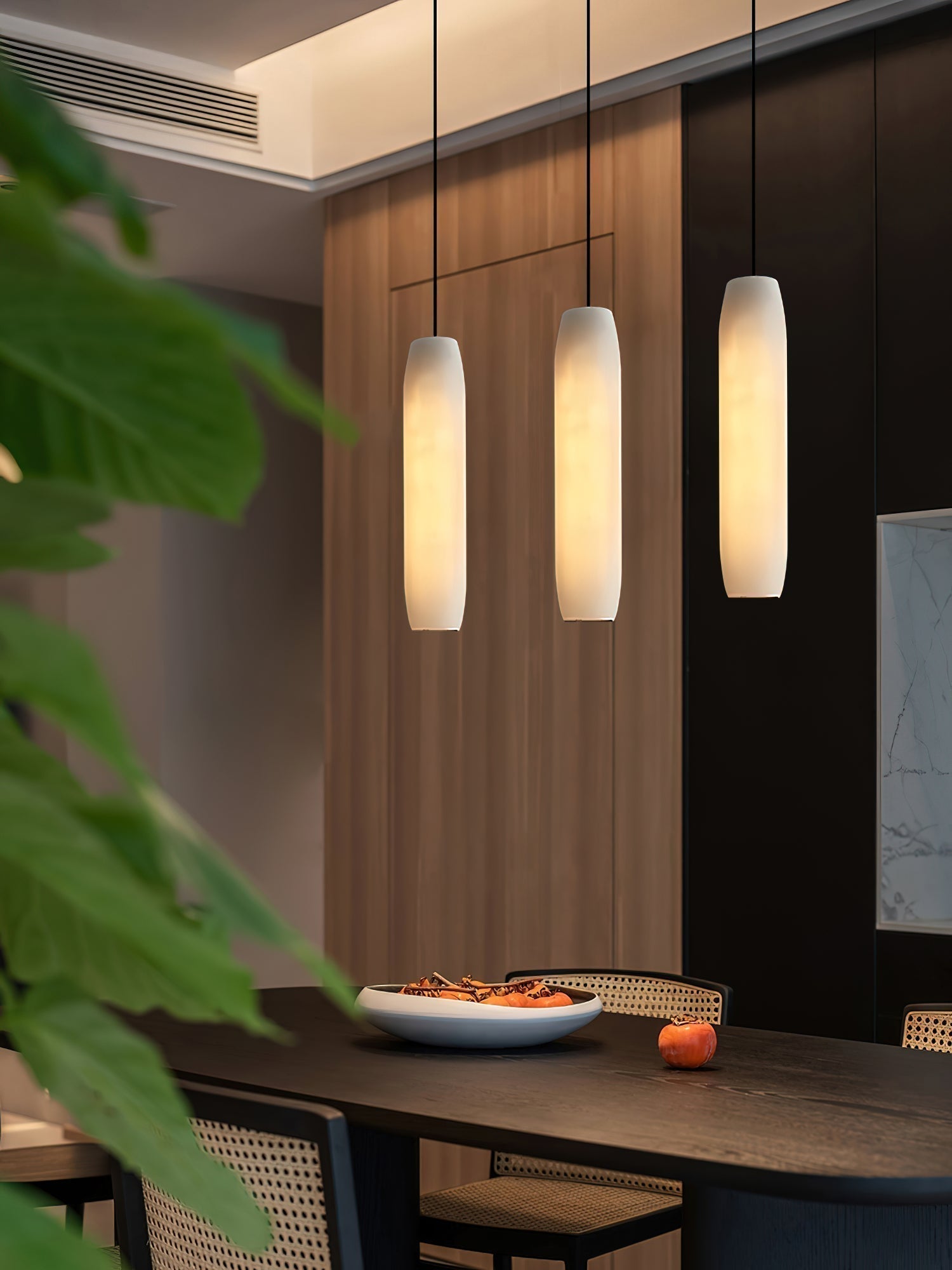 Kvennuvye Flute Modern Minimalist Alabaster Pendant Light | ventumra