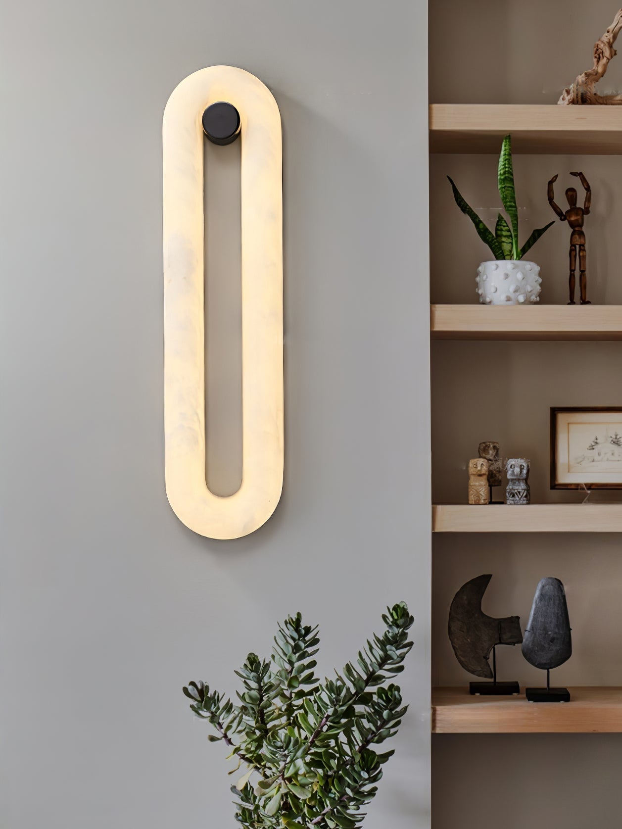 Aurea Modern Alabaster Wall Light | ventumra