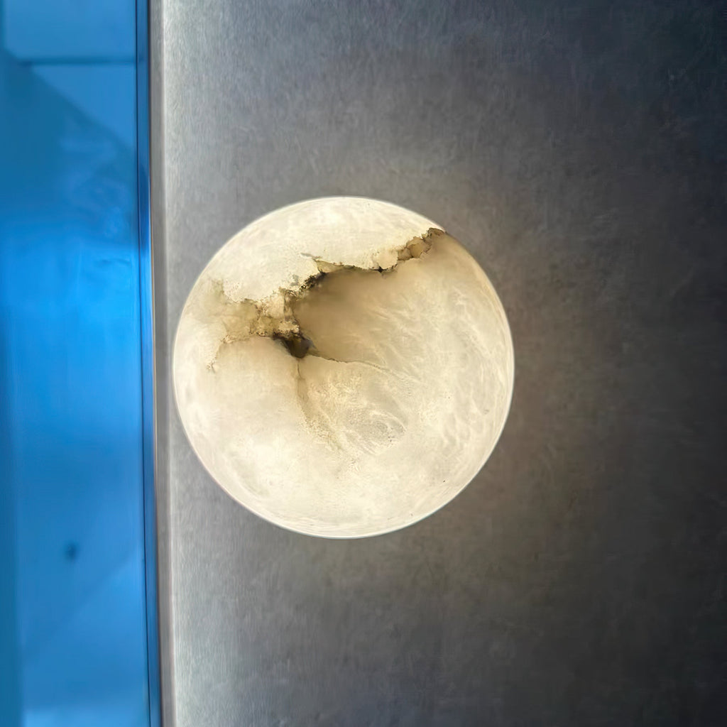 Lynq Alabaster Mini Orb Wall Lamp | ventumra