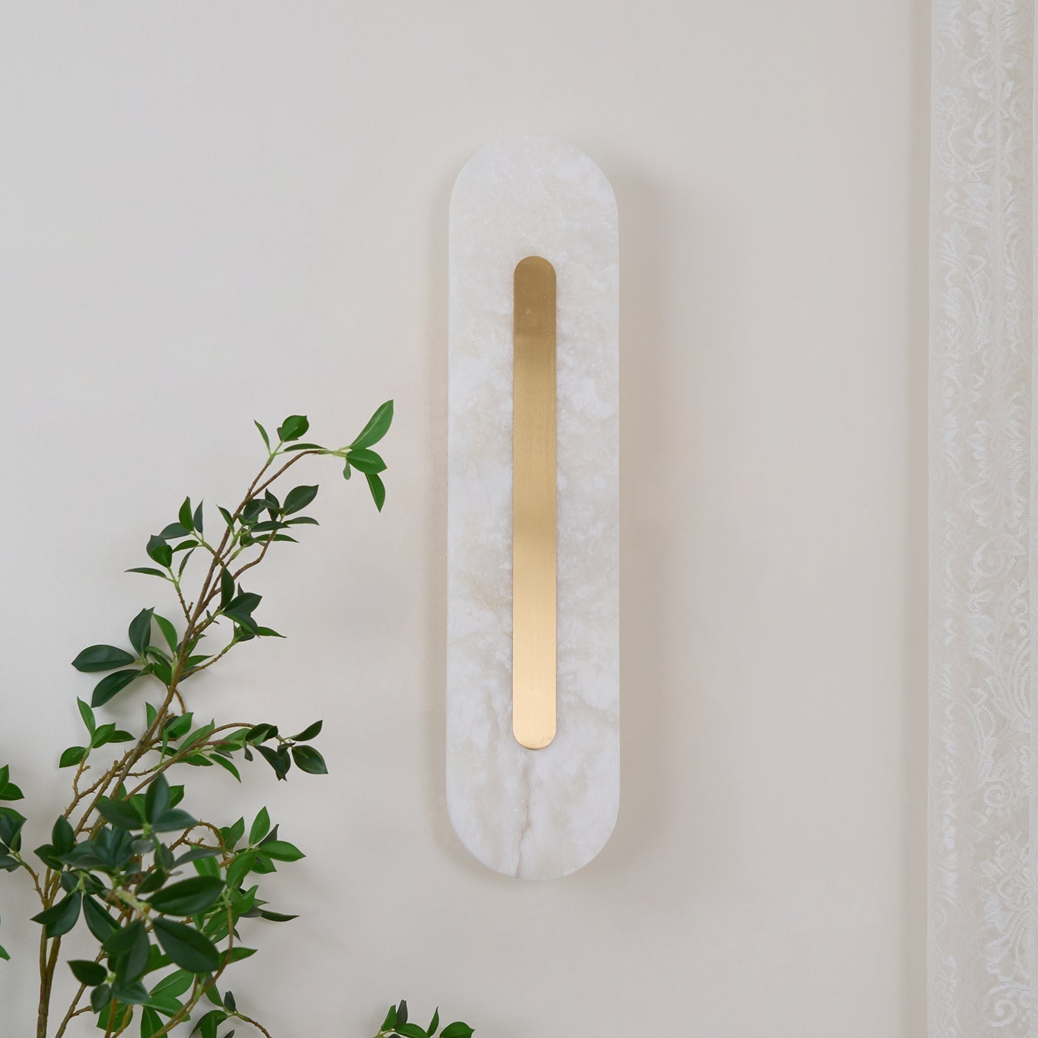 Hurn Alabaster Rounded Wall Lamp | ventumra