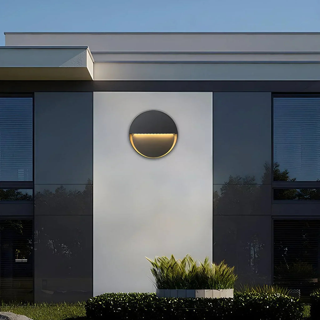 Round Or Square Outdoor Waterproof Wall Light | Ventumra