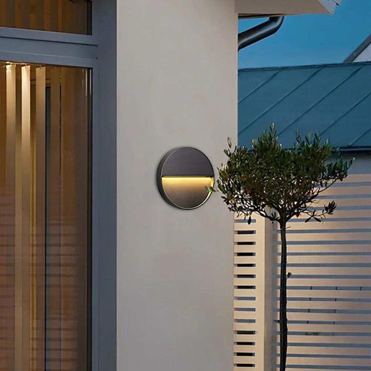 Round Or Square Outdoor Waterproof Wall Light | Ventumra