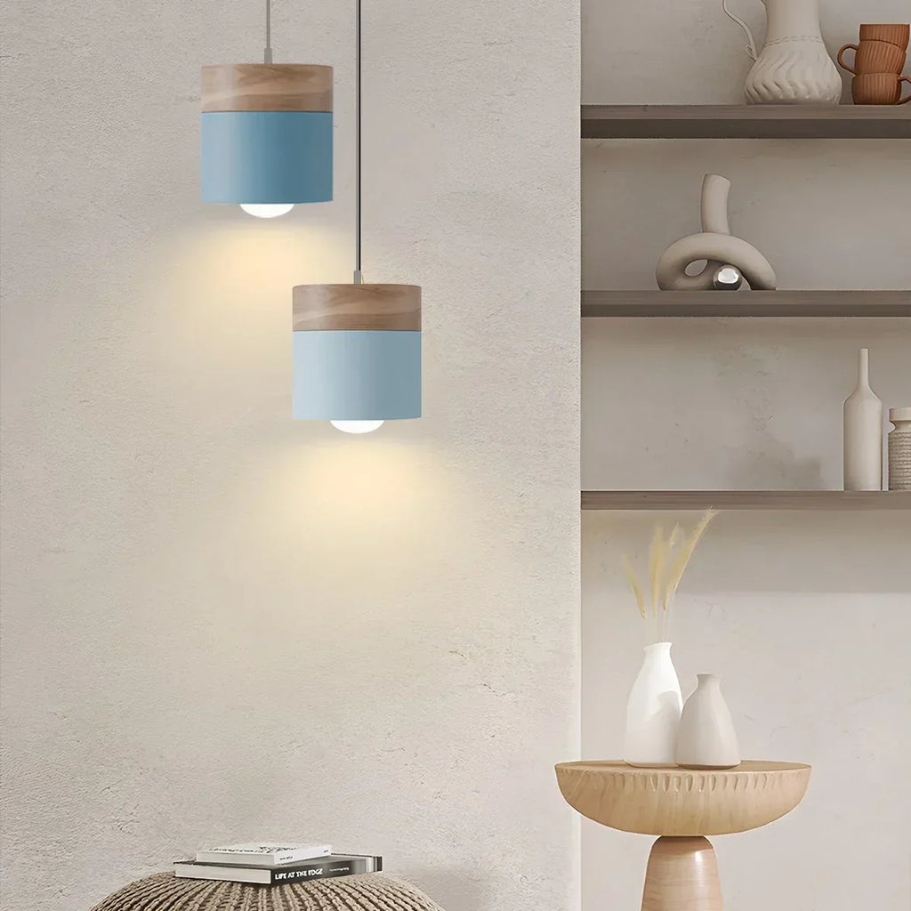 Pendul din lemn Laetus pentru interioare contemporane, design modern | Ventumra