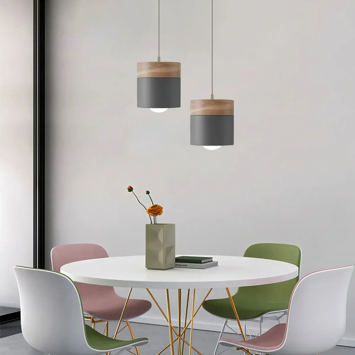 Pendul din lemn Laetus pentru interioare contemporane, design modern | Ventumra