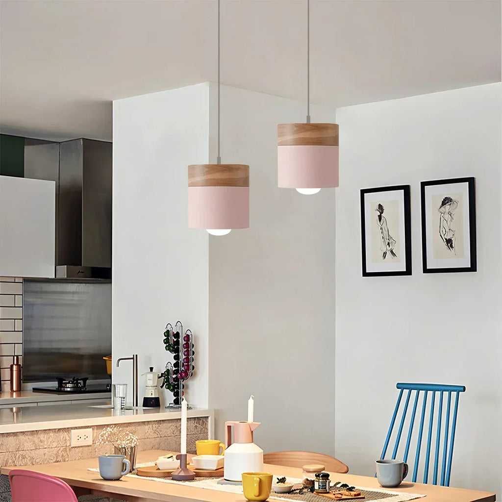 Pendul din lemn Laetus pentru interioare contemporane, design modern | Ventumra