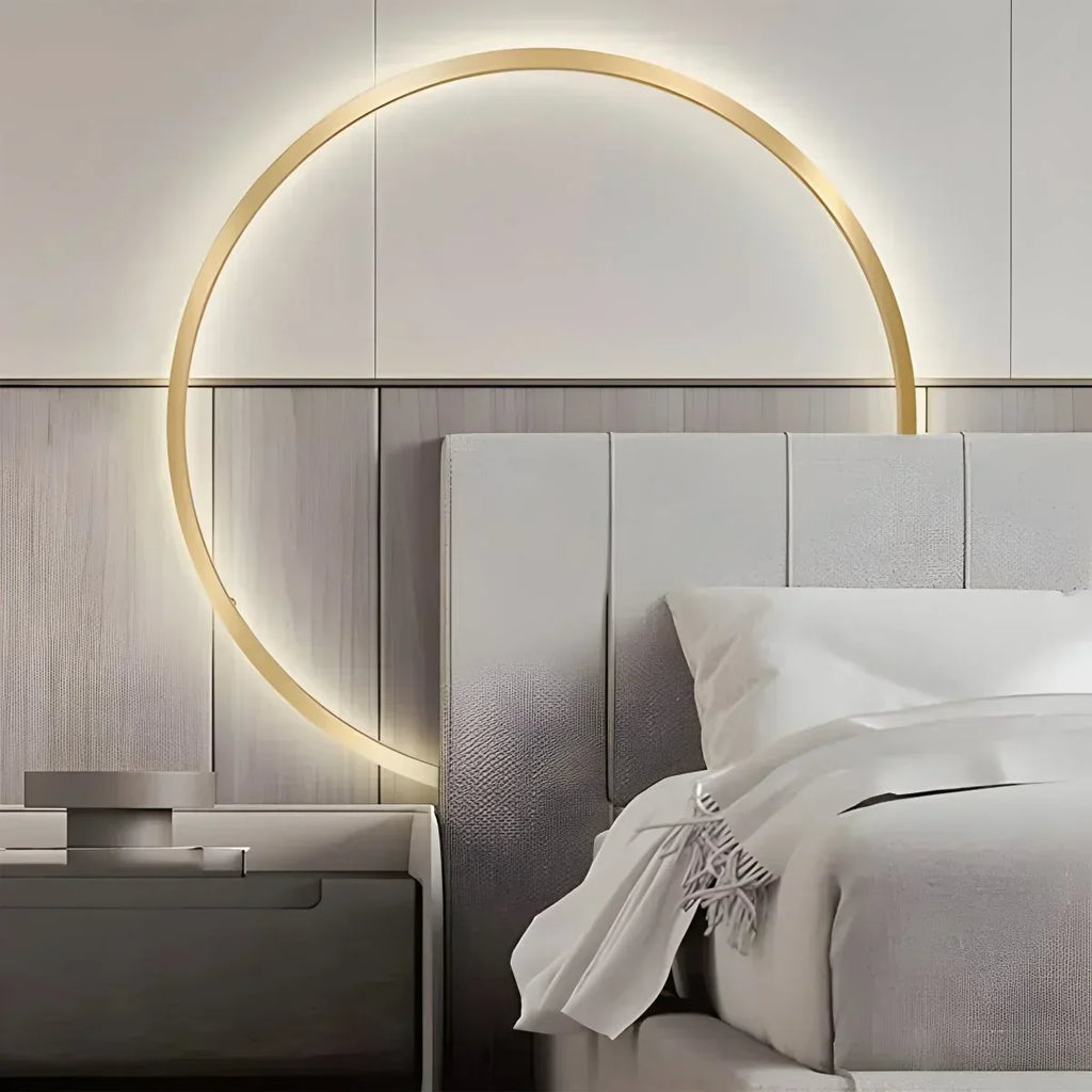 مصباح جداري دائري بتقنية LED وتصميم حلقي مستدير لغرفة المعيشة | فينتومرا