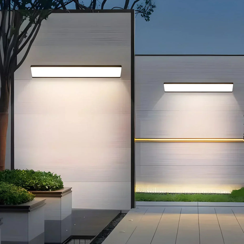 Weatherproof Exterior Wall Light for Outdoor Spaces | Ventumra