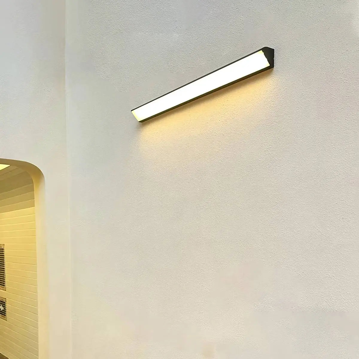 Weatherproof Exterior Wall Light for Outdoor Spaces | Ventumra