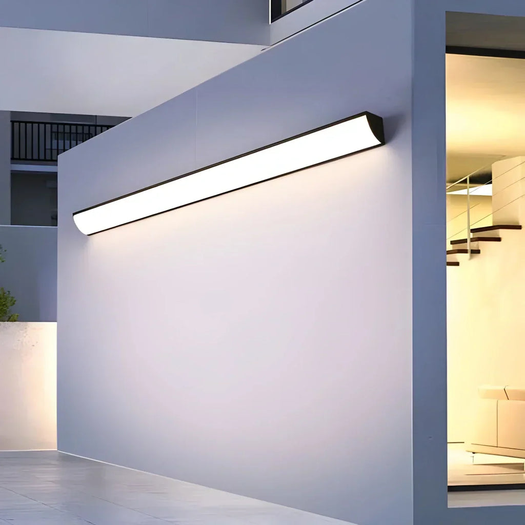 Weatherproof Exterior Wall Light for Outdoor Spaces | Ventumra
