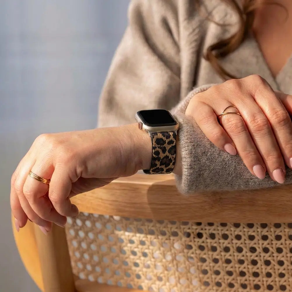 Elastický řemínek s leopardím vzorem pro Apple Watch na každodenní nošení | Ventumra