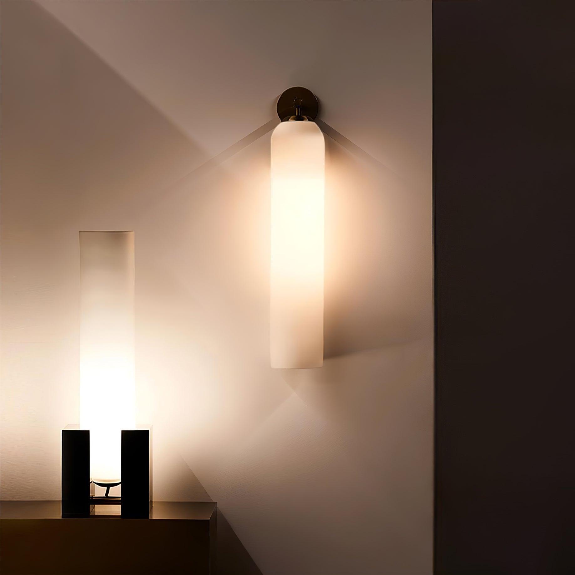 Zylindrische June-Glas-Wandleuchte für den Innenbereich | ventumra