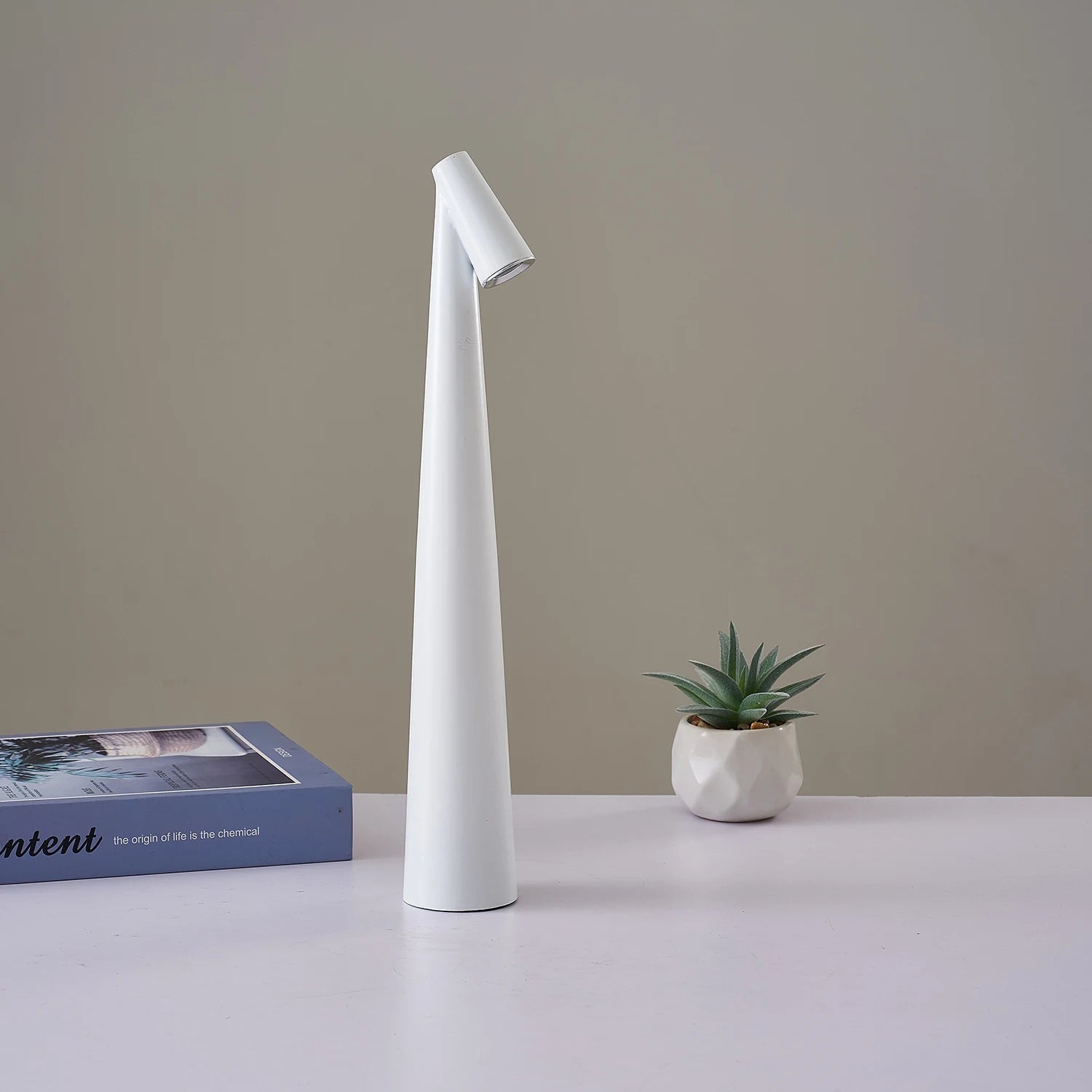 NordicGlow Wireless Touch Lamp 3 Level Dimming 10 Hour Battery
