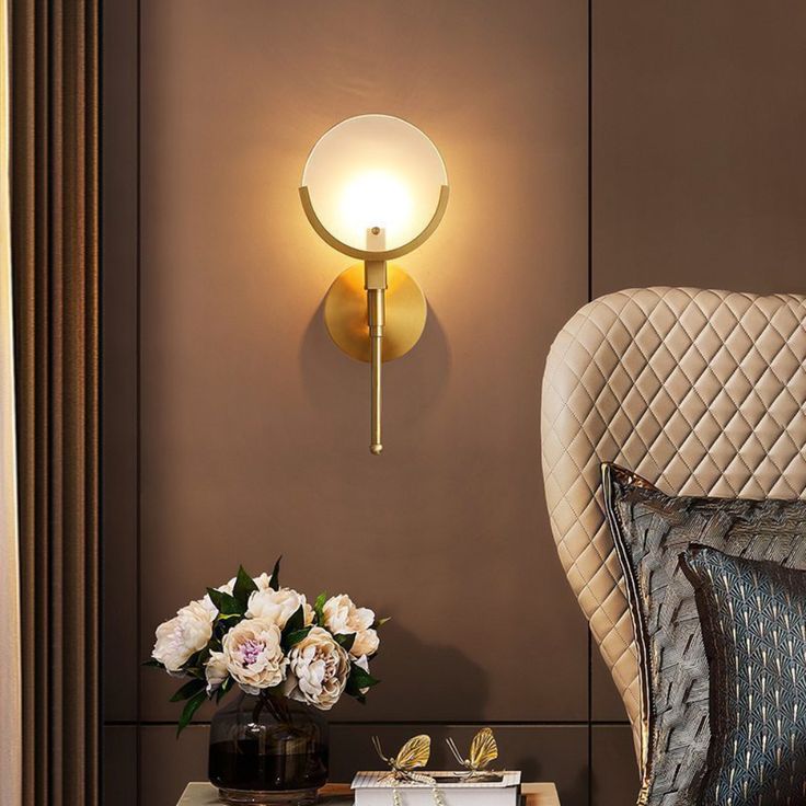 Bravi Brass Sconce Alabaster | ventumra