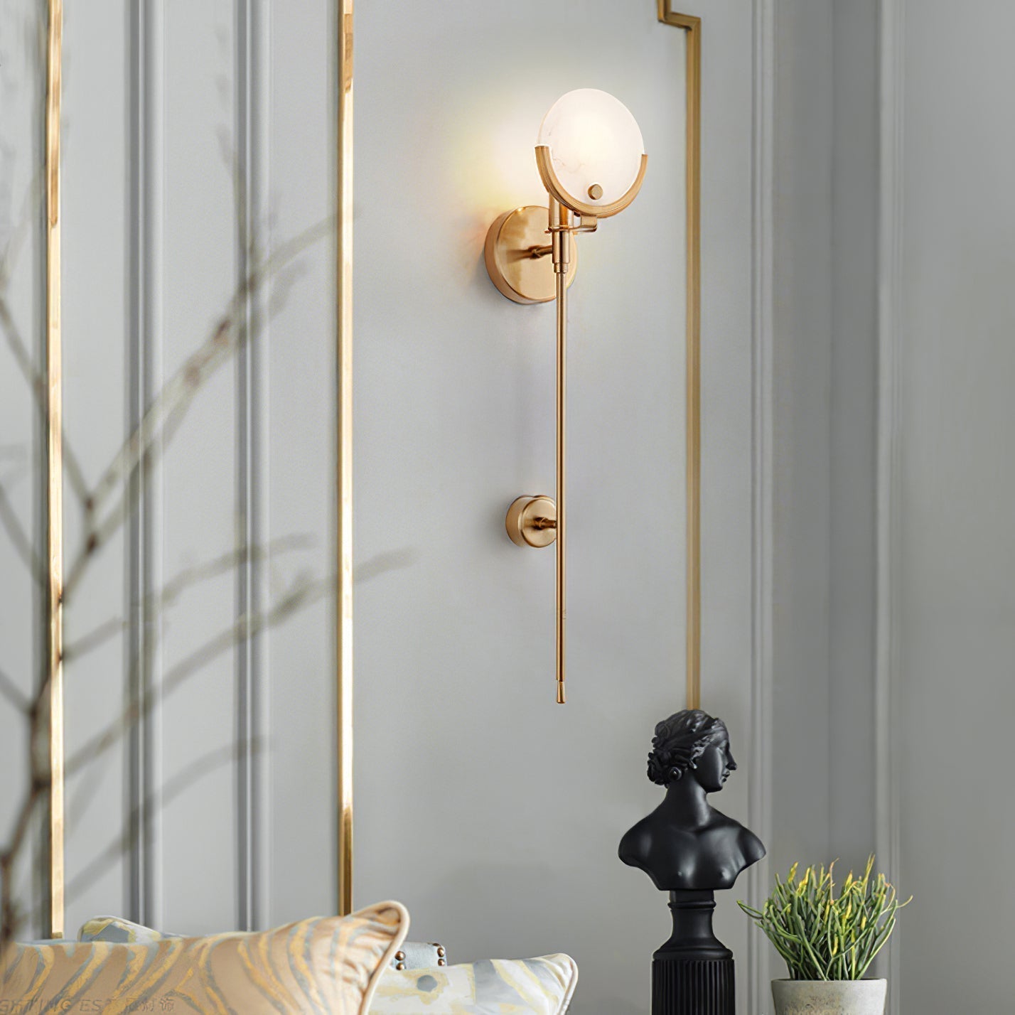Bravi Brass Sconce Alabaster | ventumra