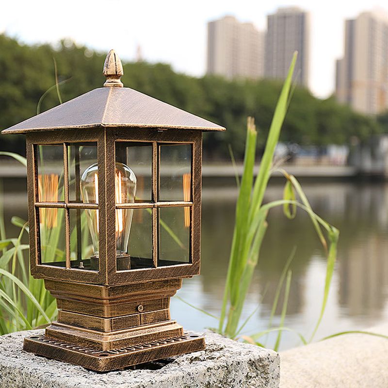 Etilo Modern Metal Glass Lantern LED Outdoor Light Post | ventumra