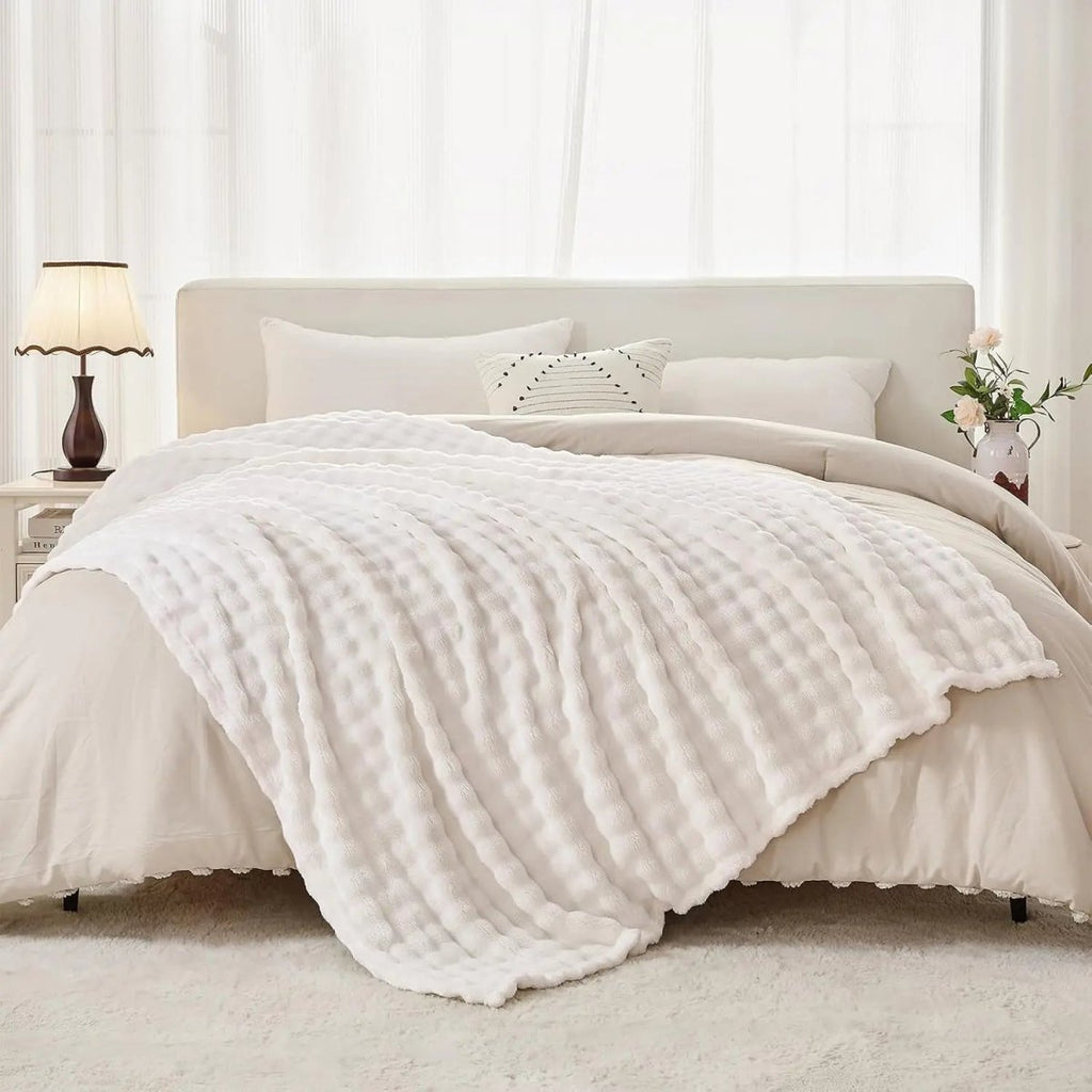CozyNest 3D Bubble Plush Blanket — Raised Grid Texture, Lightweight Warmth