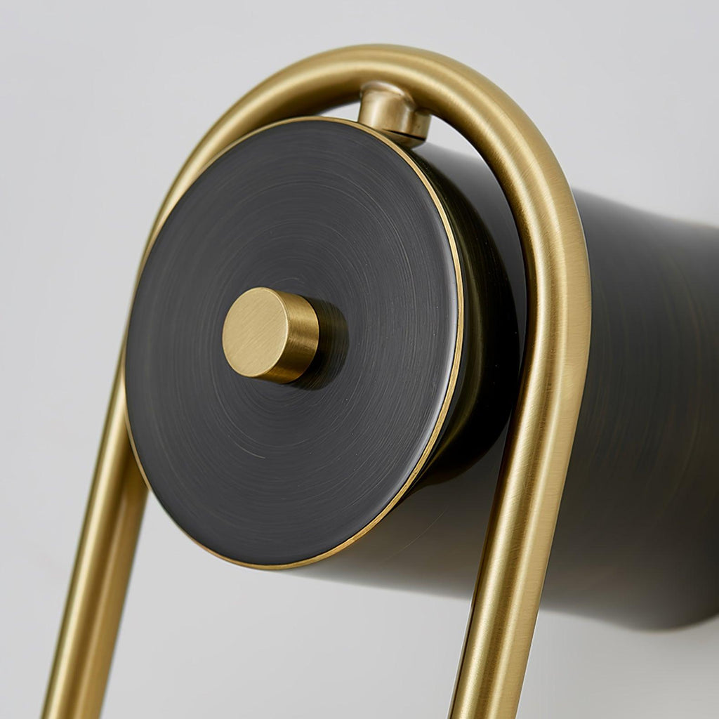 Elaro Brass Arc Wall Light | ventumra