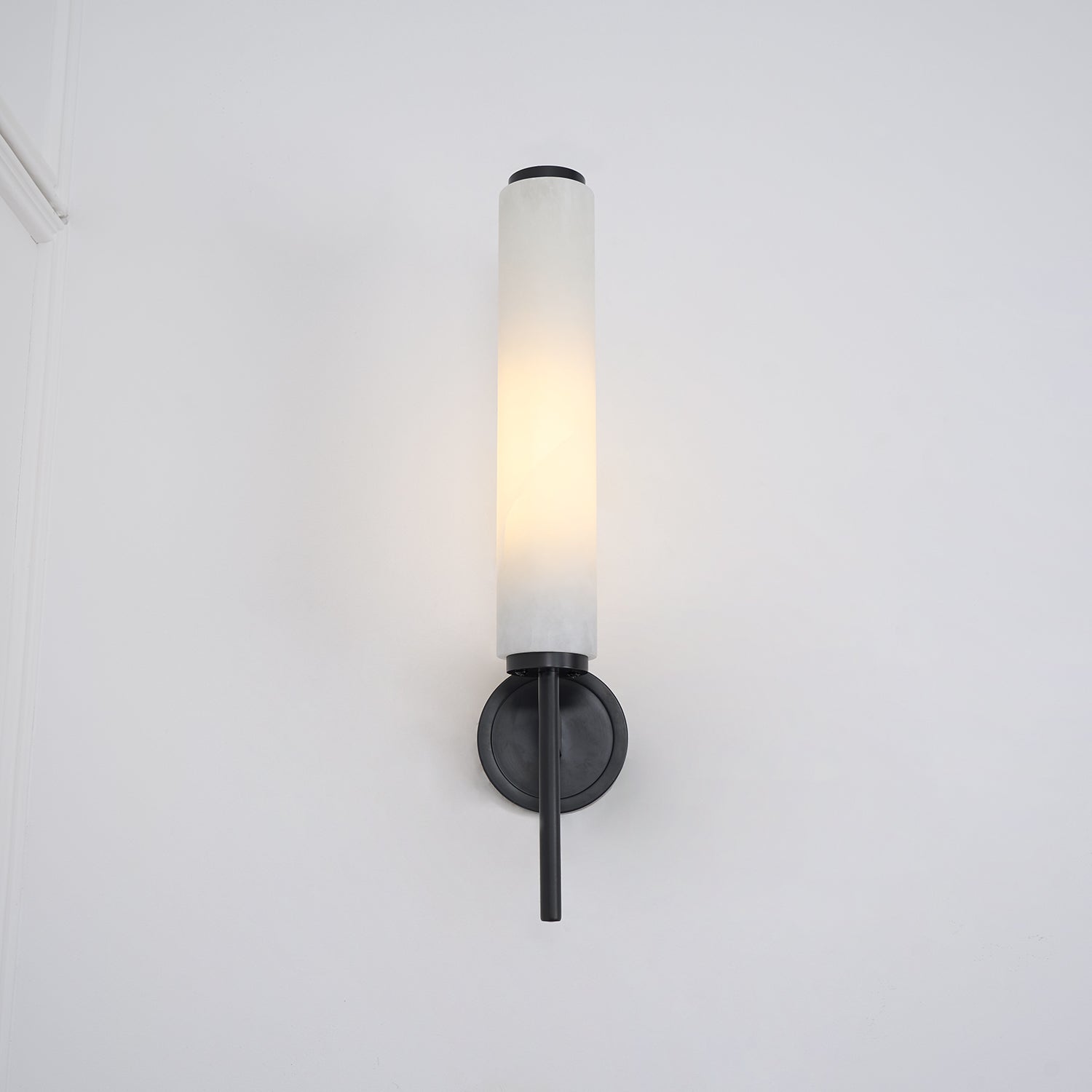 Jern Art Deco Alabaster Wall Lamp | ventumra