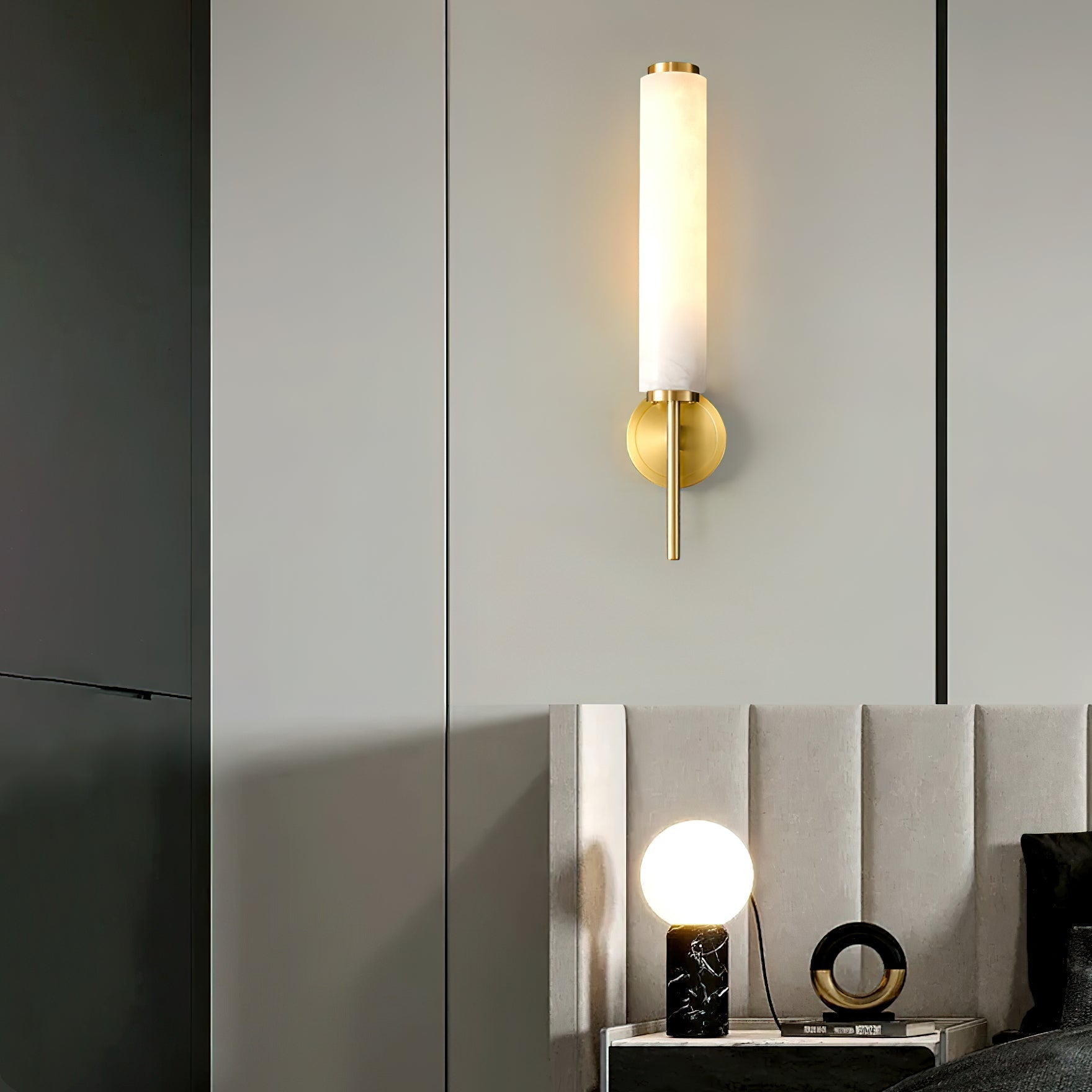 Jern Art Deco Alabaster Wall Lamp | ventumra