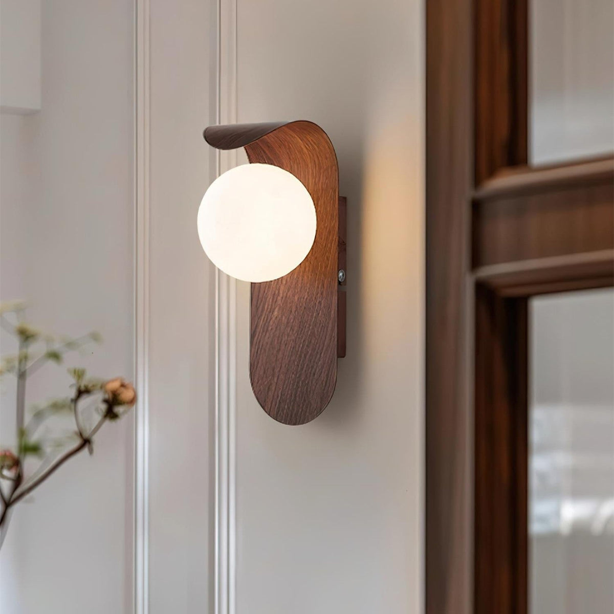 Arden Orb Wall Sconce | Ventumra