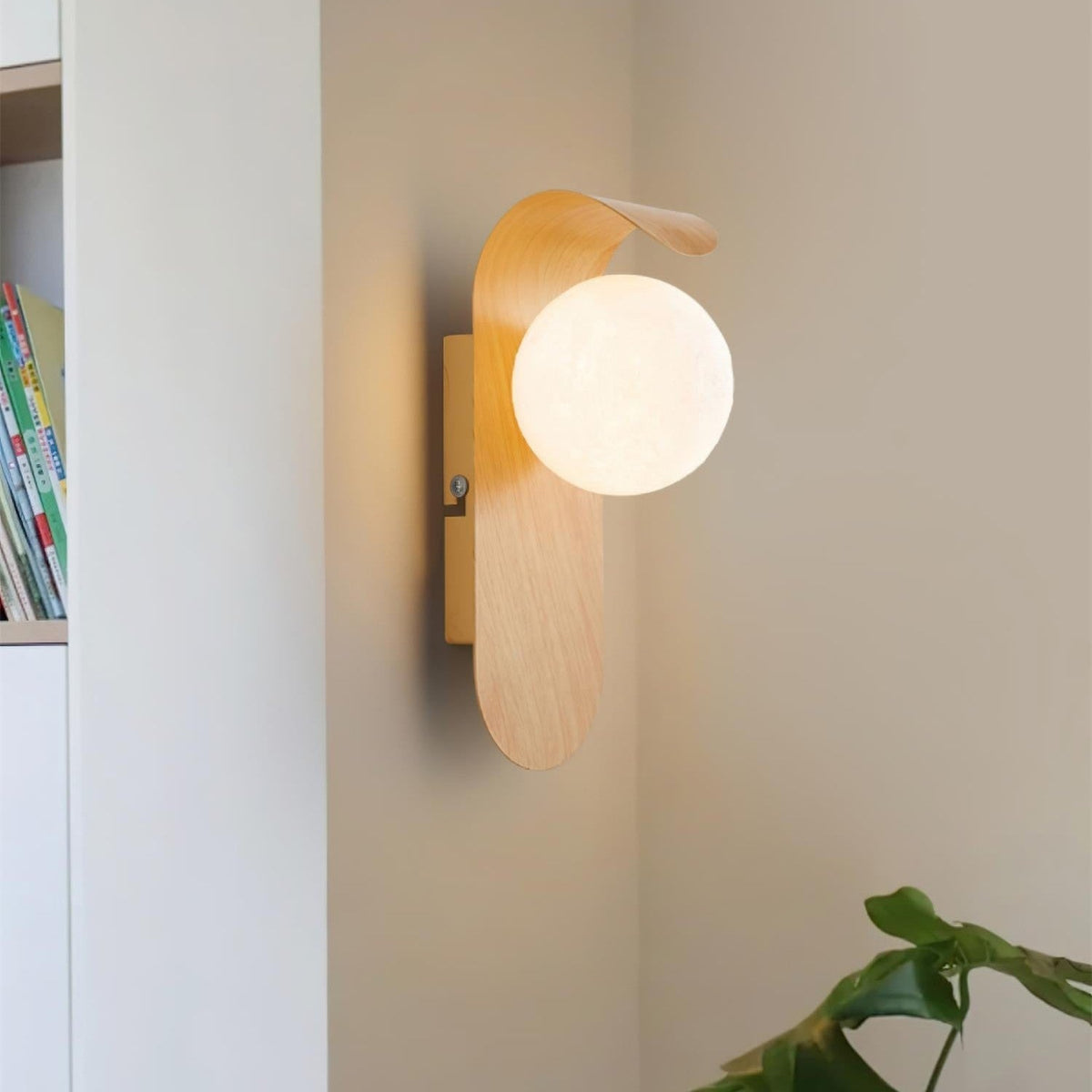 Arden Orb Wall Sconce | Ventumra