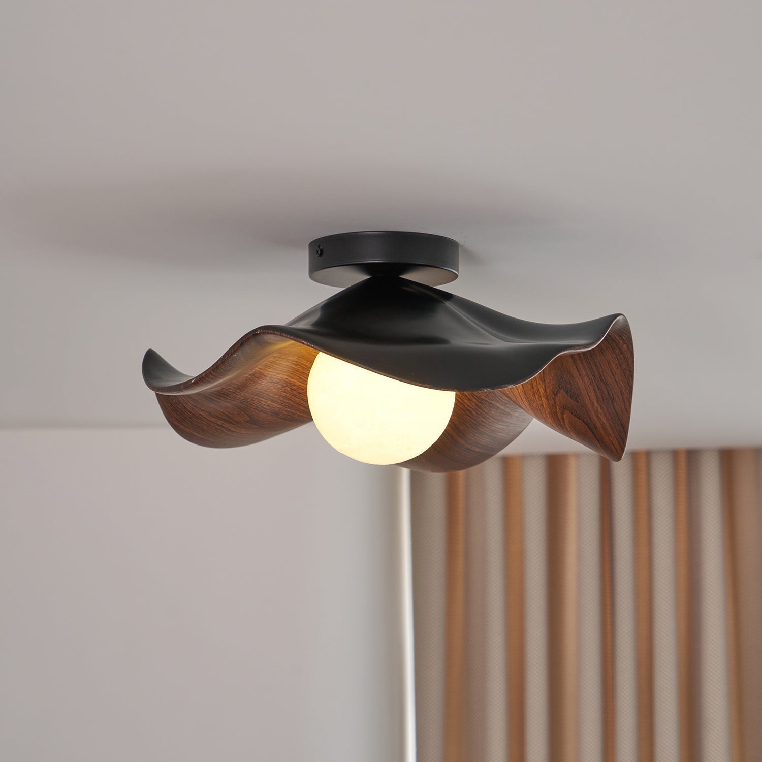 Lanoe Ceiling Light Wood Black&White | ventumra