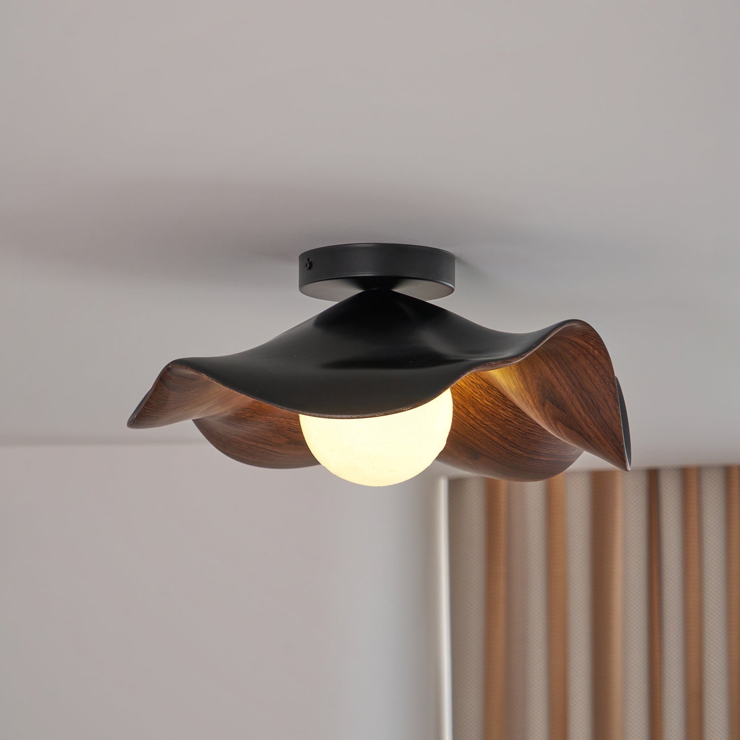 Lanoe Ceiling Light Wood Black&White | ventumra