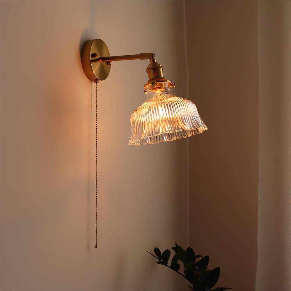 Wall Lamp Brass with Green/Clear Glass Shade and Pull Chain | ventumra