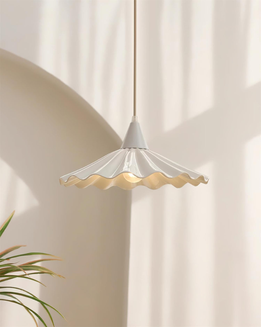 Rivora White Ceramic Pendant Light | ventumra