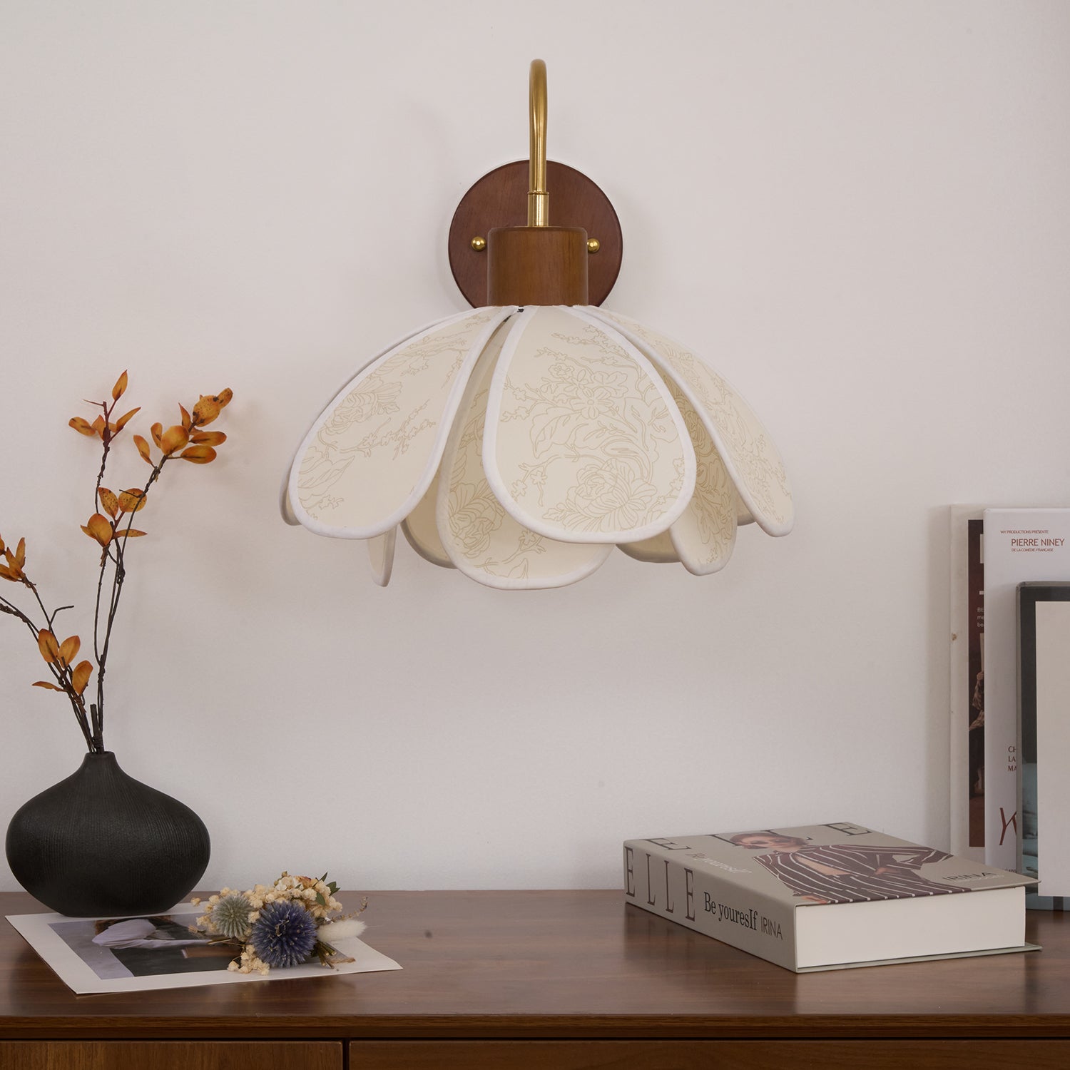 Yuki Wall Lamp Floral Wood Fabirc | ventumra