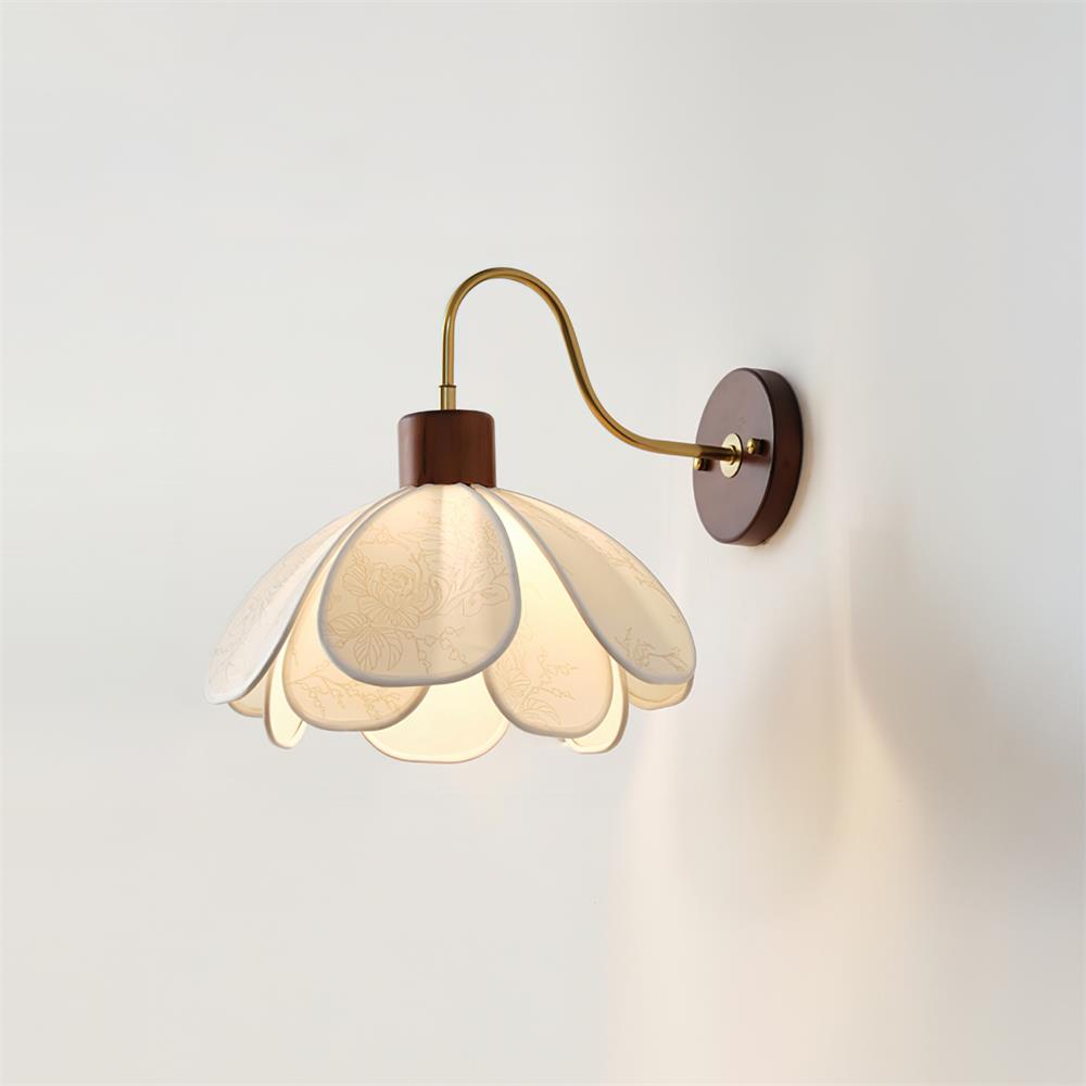 Yuki Wall Lamp Floral Wood Fabirc | ventumra