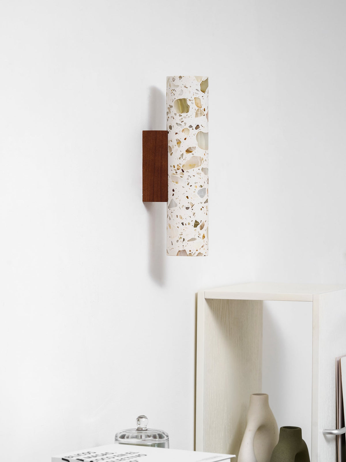 Terrazzo Cylinder -seinävalaisin | Ventumra