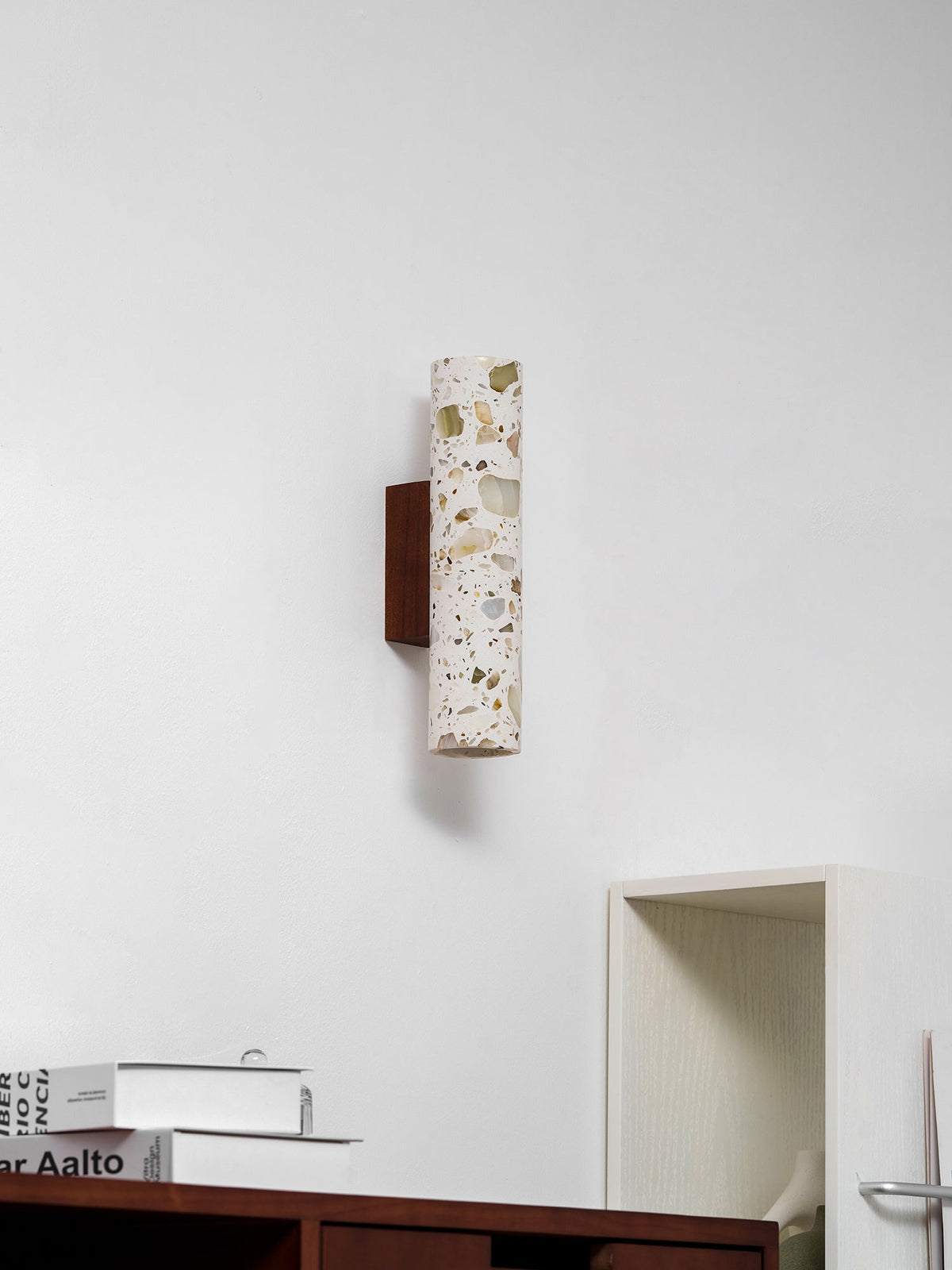 Terrazzo Cylinder -seinävalaisin | Ventumra