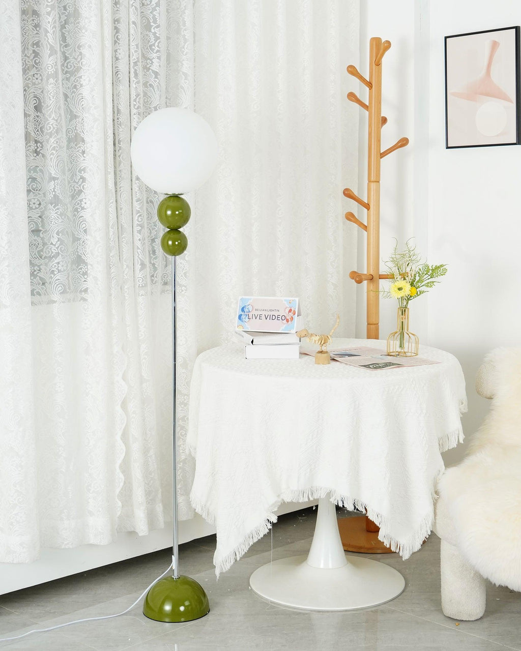 Lumara Floor Lamp in Metal and Glass with Modern Style