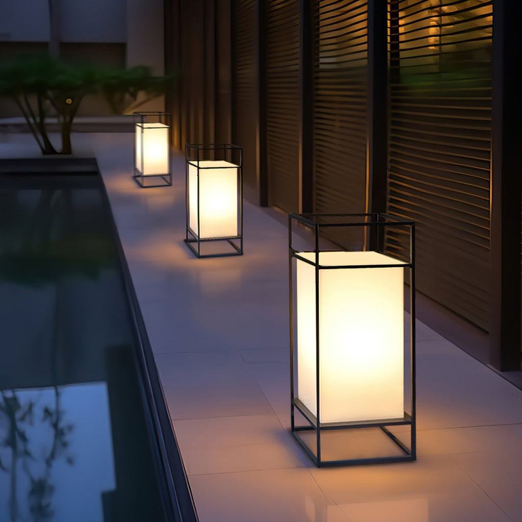 Architektoniczna lampa w formie latarni skrzynkowej | Ventumra