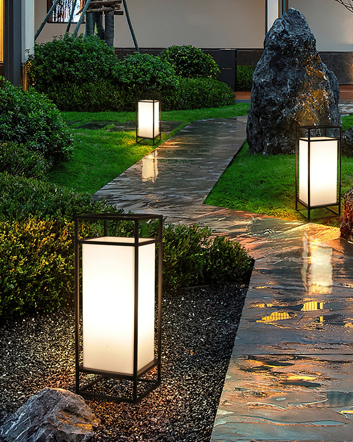 Architektoniczna lampa w formie latarni skrzynkowej | Ventumra
