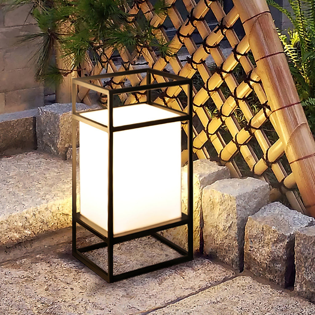 Architektoniczna lampa w formie latarni skrzynkowej | Ventumra