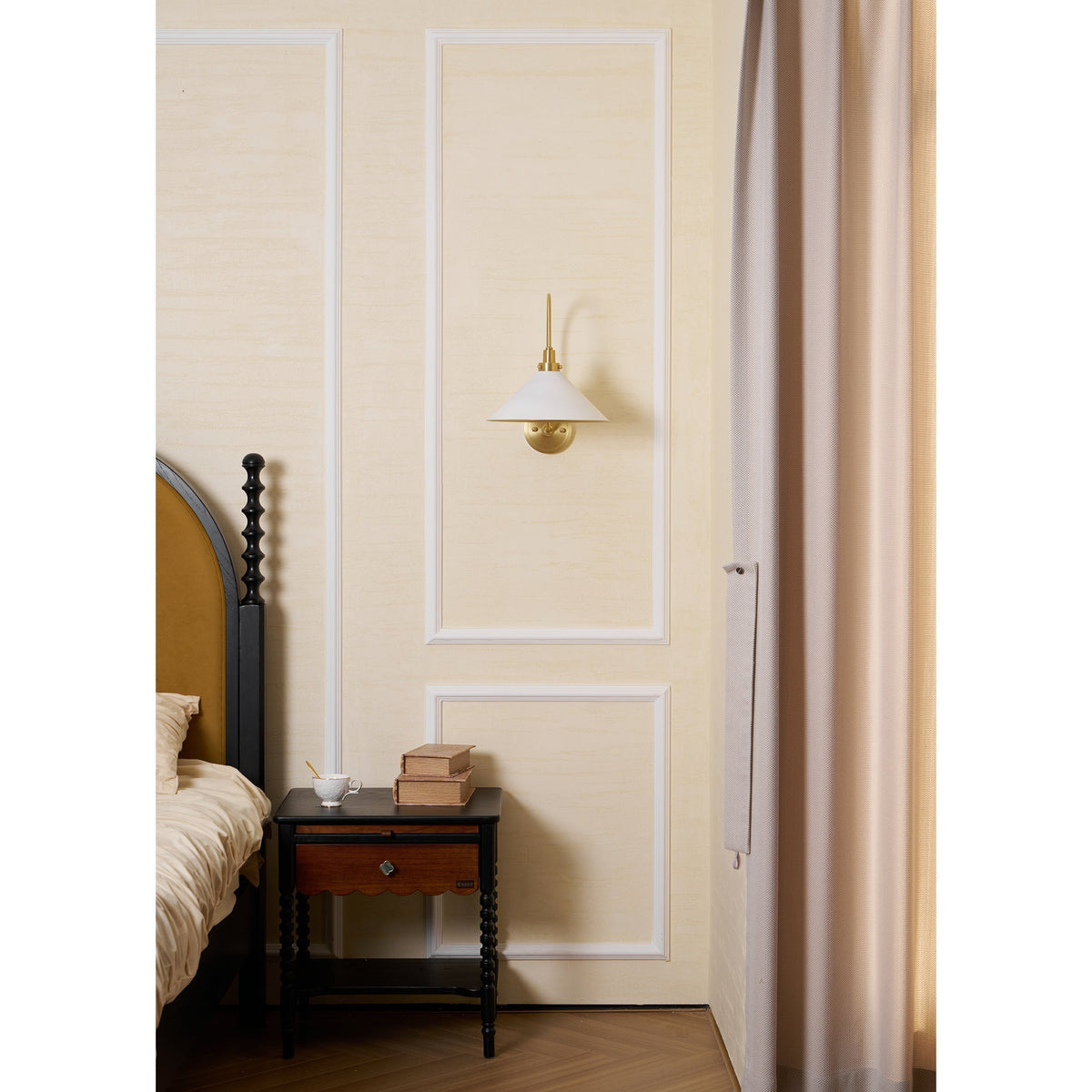 Arden Tapered Wall Sconce | Ventumra