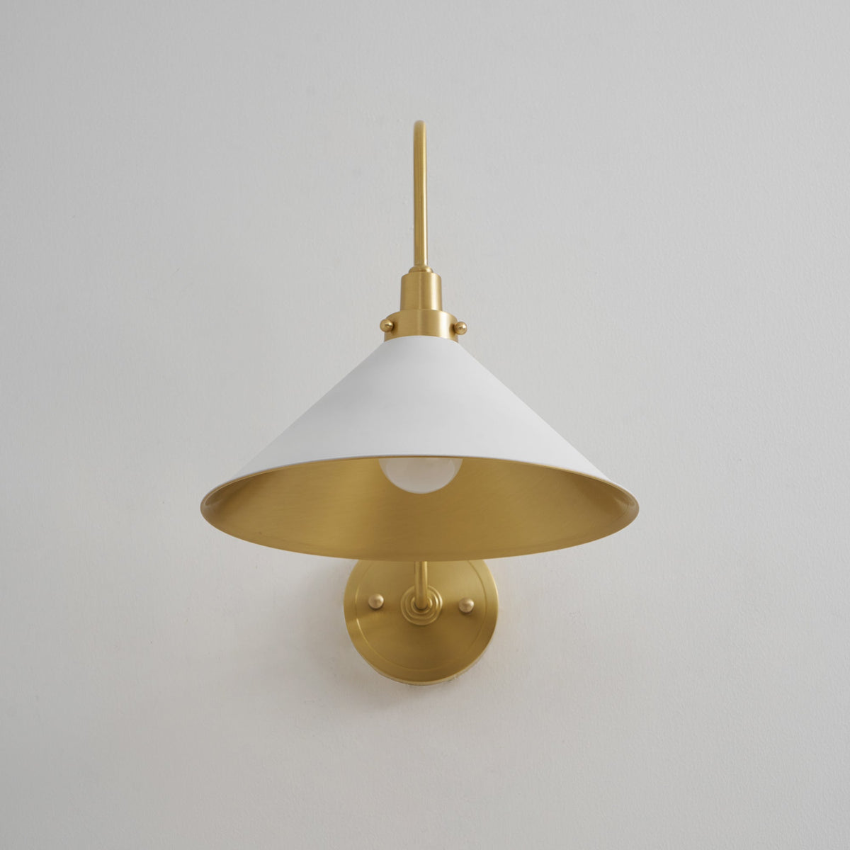 Arden Tapered Wall Sconce | Ventumra