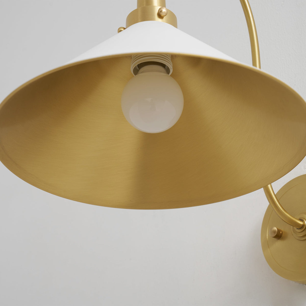 Arden Tapered Wall Sconce | Ventumra