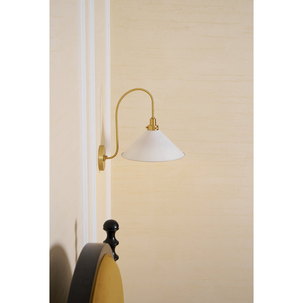 Arden Tapered Wall Sconce | Ventumra