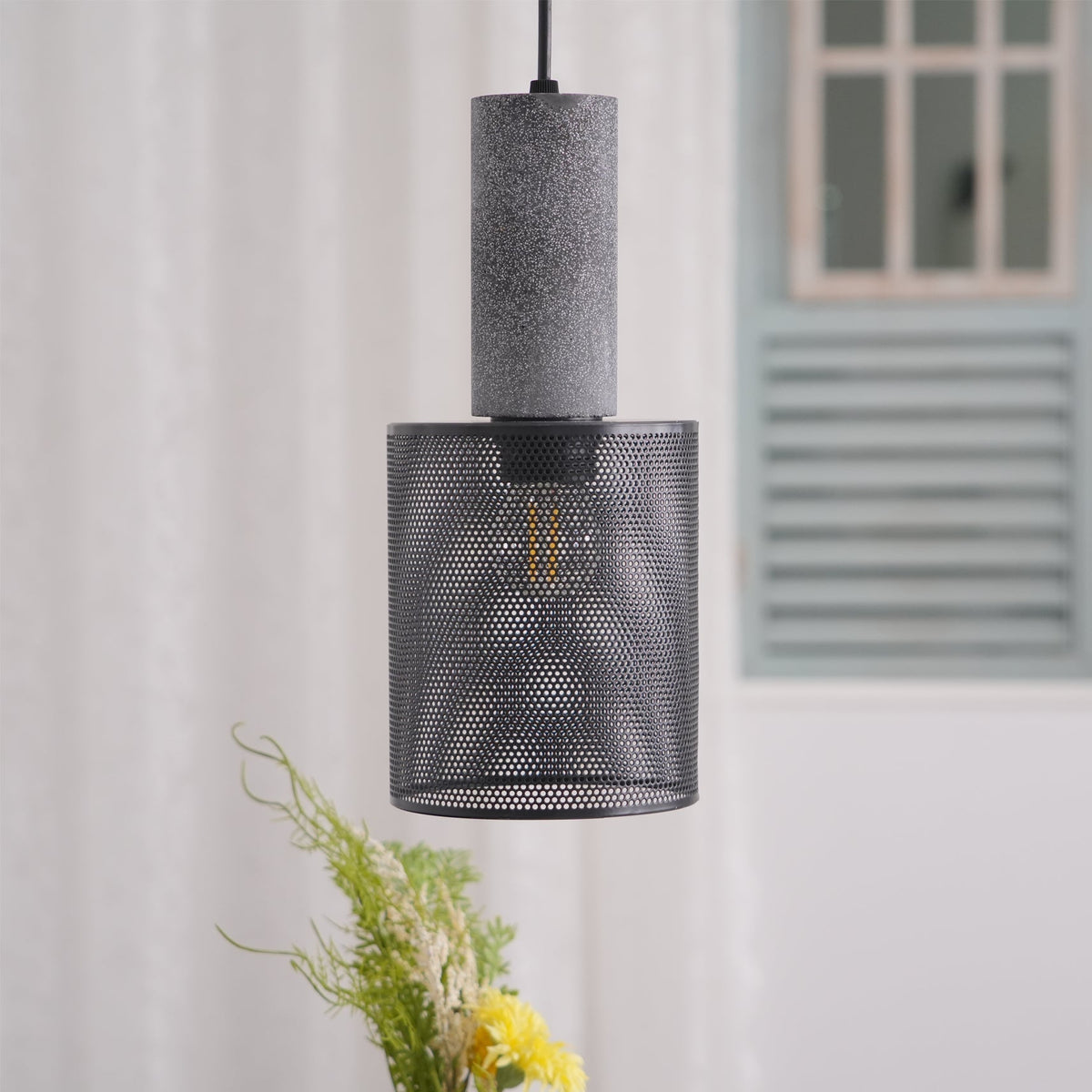 Mesh Cylinder Pendant Light | Ventumra