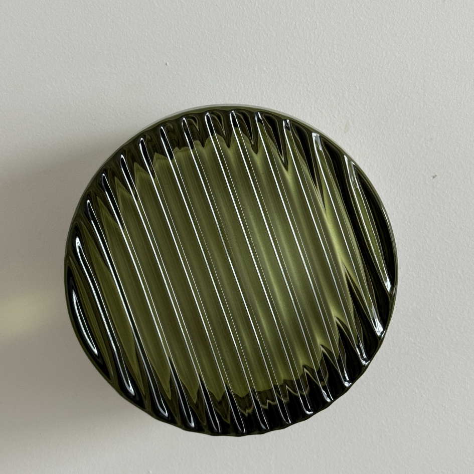 Glass Wall Sconce With Built-In LED Lighting For Modern Interiors | Ventumra