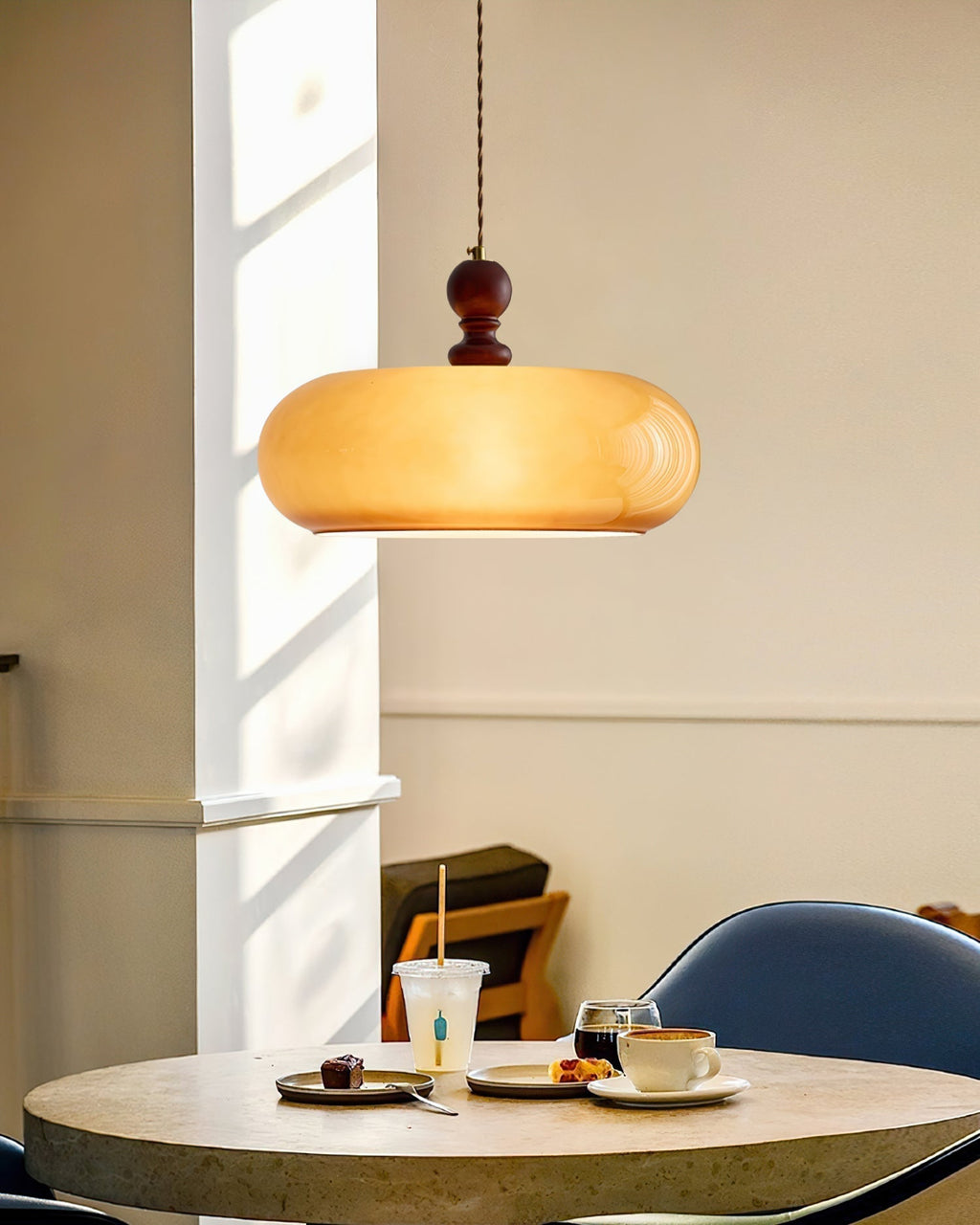 Eldom Amber Glass Shade Pendant Light | ventumra