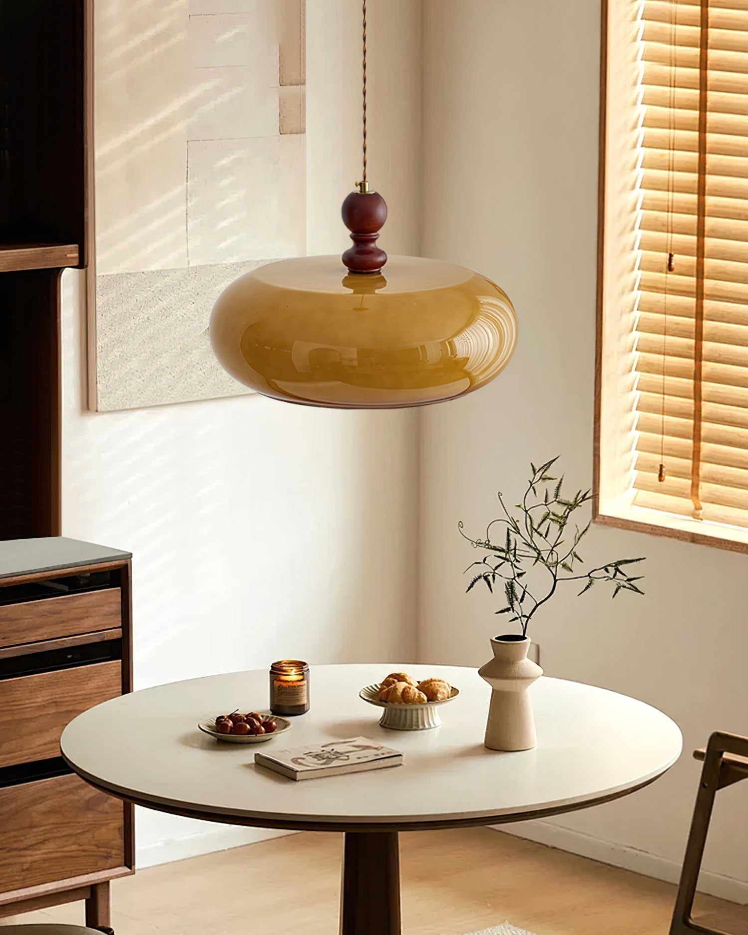 Eldom Amber Glass Shade Pendant Light | ventumra
