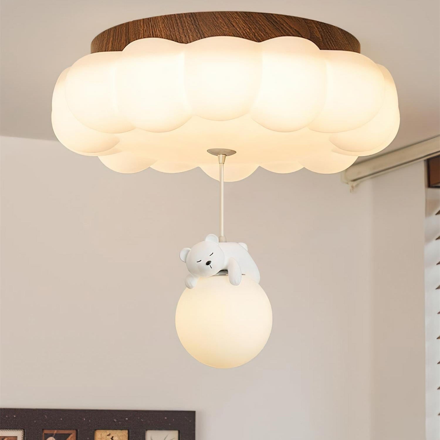 Quen Cute Cake Bear Ceiling Light | ventumra