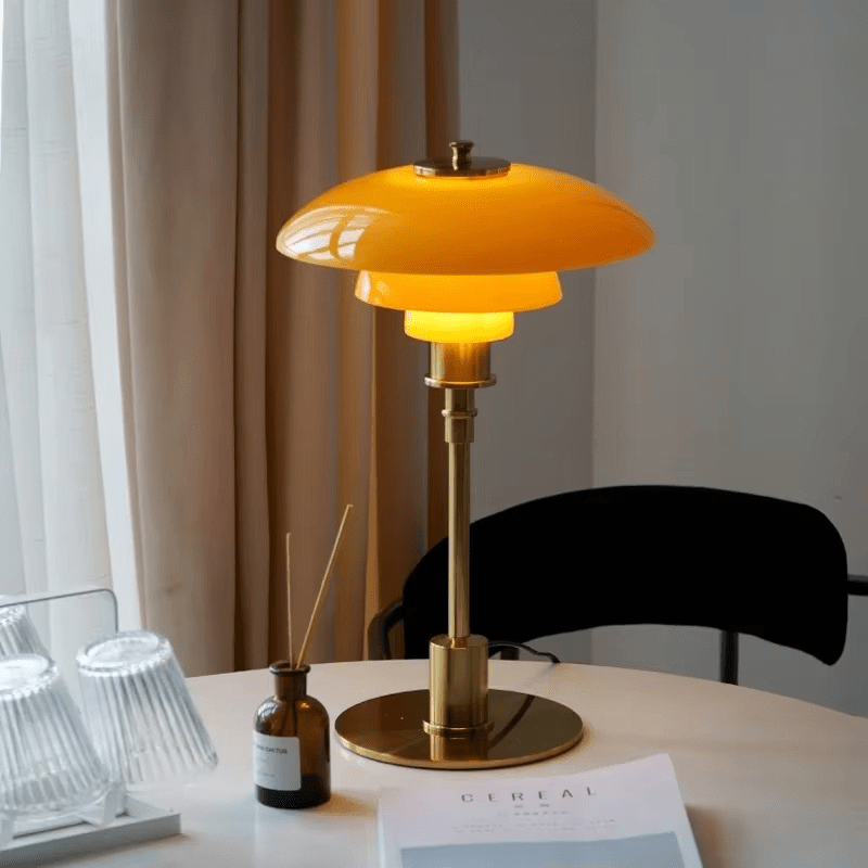 Nordhaven — skandynawska lampa stołowa — ściemniane światło LED i pokrętło obrotowe